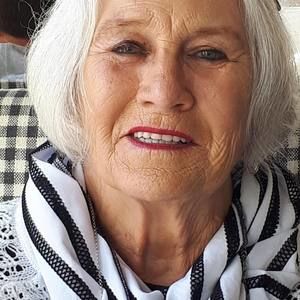 Meet your Posher, Janet